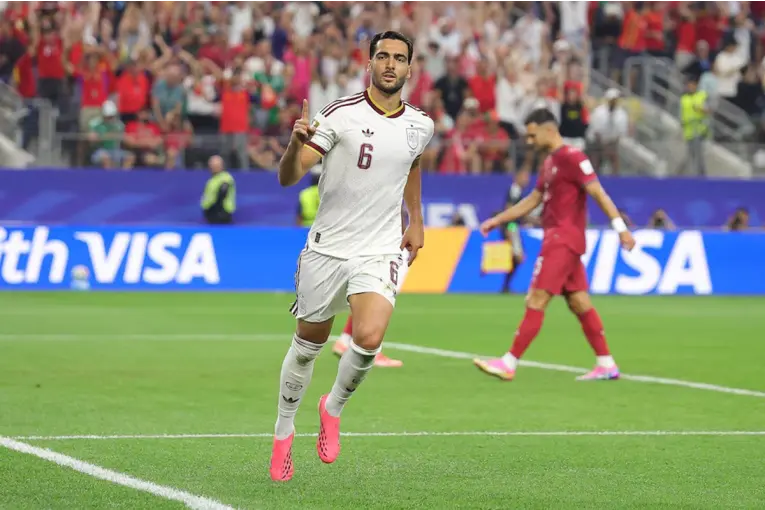 España venció a Portugal y avanzó a cuartos con un gol agónico de Mikel Merino