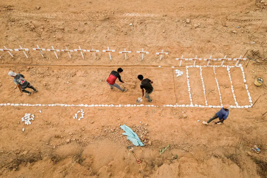Cementerio de emergencia en Venezuela (fuente Chelo Chamaco - El Pa&iacute;s)