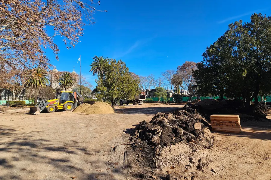 Renovaci&oacute;n de Plaza Washington (foto Municipalidad de Col&oacute;n)
