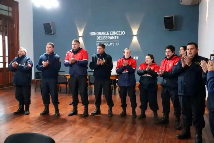 Bomberos Voluntarios de Gualeguaych&uacute; (foto R2820)