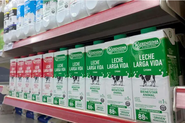 La leche larga vida tendrá nuevas normas de calidad tras la actualización del Código Alimentario