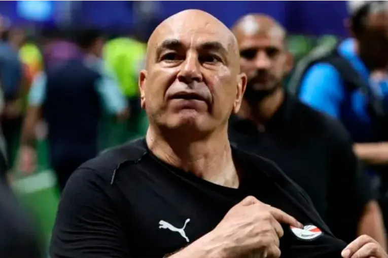 El DT de Egipto explotó contra el arbitraje: "Ellos quieren que Messi sea campeón del mundo"