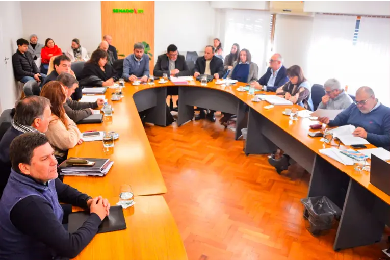 Reforma previsional: emitieron dos dictámenes y el proyecto irá al recinto la próxima semana