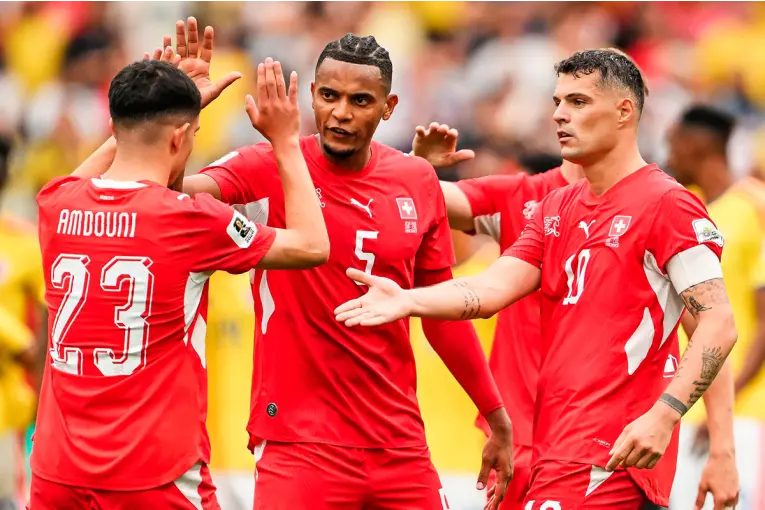 Suiza eliminó a Colombia por penales y será el rival de Argentina en cuartos