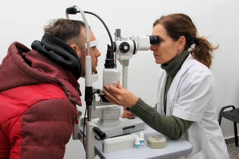 El hospital San Martín incorporó un nuevo equipo para mejorar la atención oftalmológica