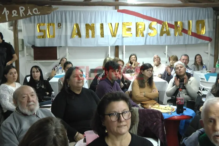 Peña de la Asociación Tradicionalista Entrerriana La Bajada celebró la víspera del 9 de Julio
