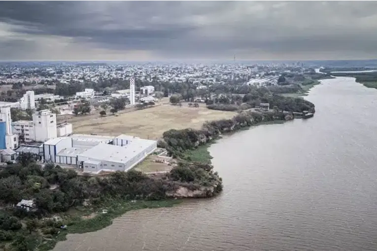 La Justicia confirmó que una empresa agroquímica contaminó de forma irreversible el río Paraná