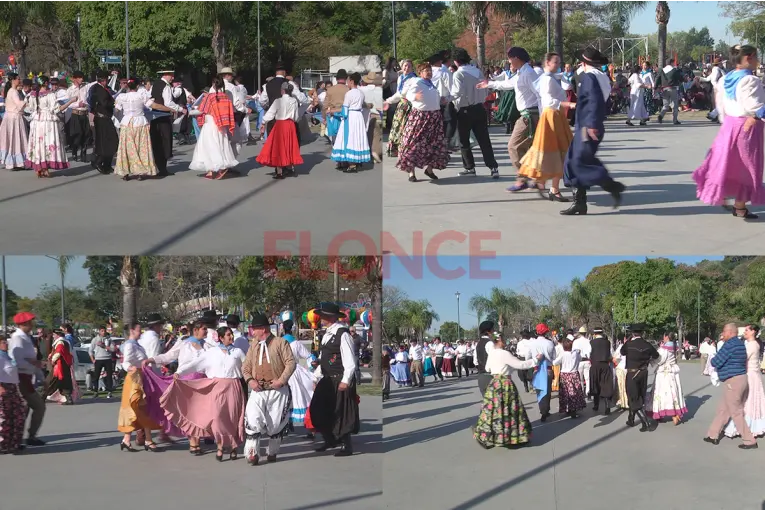 Más de 40 parejas bailaron el tradicional Pericón Nacional en Plaza de las Naciones