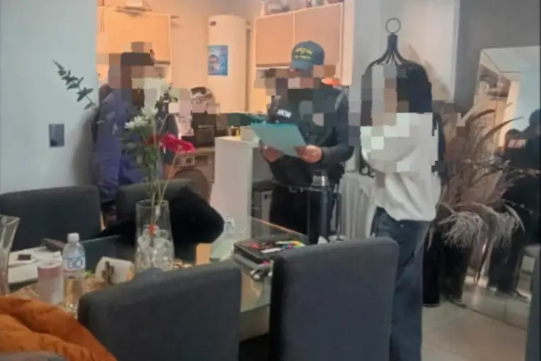 Prefectura realizó dos allanamientos por trata de personas con fines de explotación sexual
