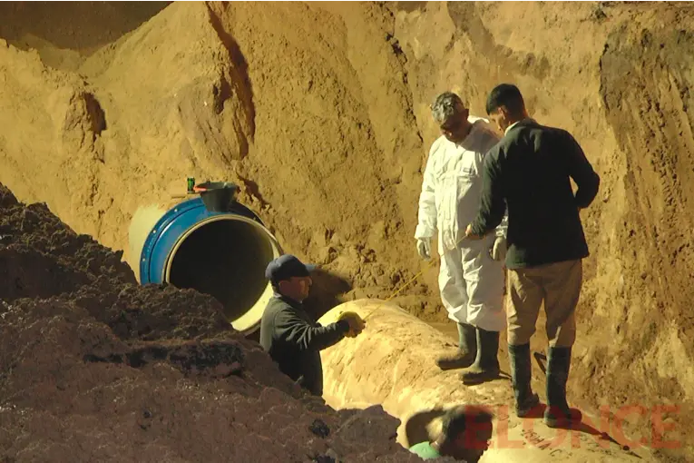 Fatiga: a qué se debió la doble rotura en el caño maestro que dejó a una zona de Paraná sin agua