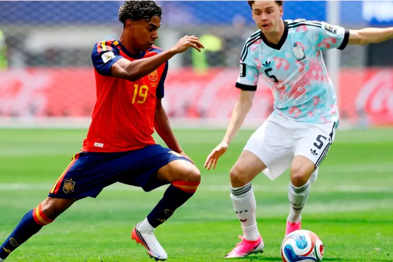 España venció a Bélgica sobre el final y jugará la semifinal ante Francia