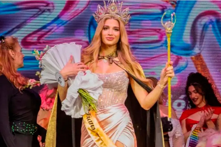 Vendía pan casero en la calle y sueña con representar al país en Miss Universo