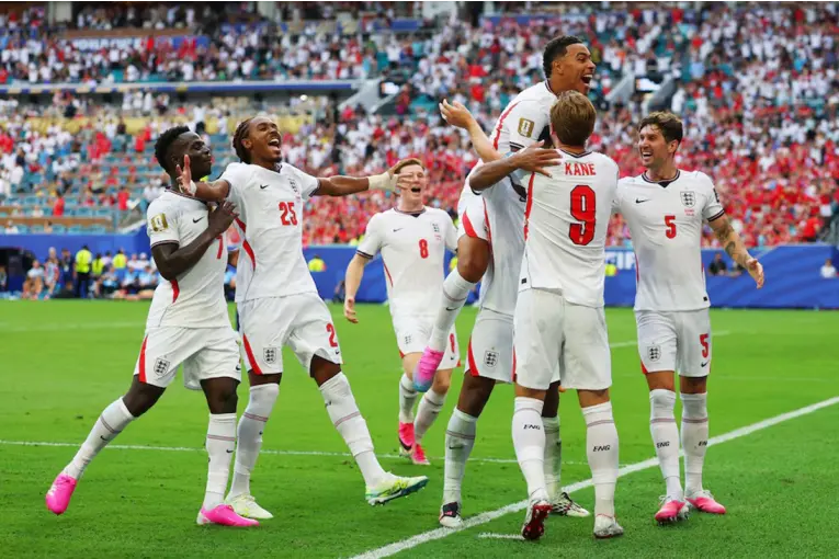 Inglaterra venció a Noruega y espera por Argentina o Suiza en semifinales