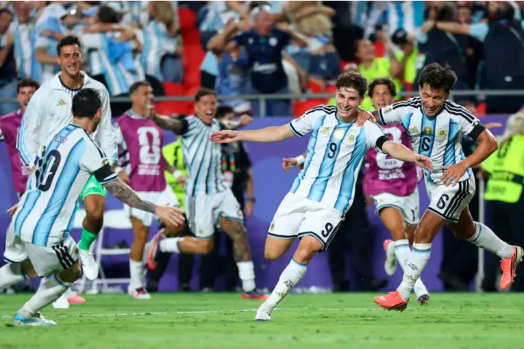 Argentina superó a Suiza por los cuartos de final del Mundial: videos de los goles argentinos