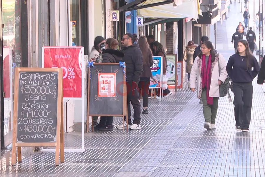 Peatonal San Mart&iacute;n de Paran&aacute; (foto Elonce)