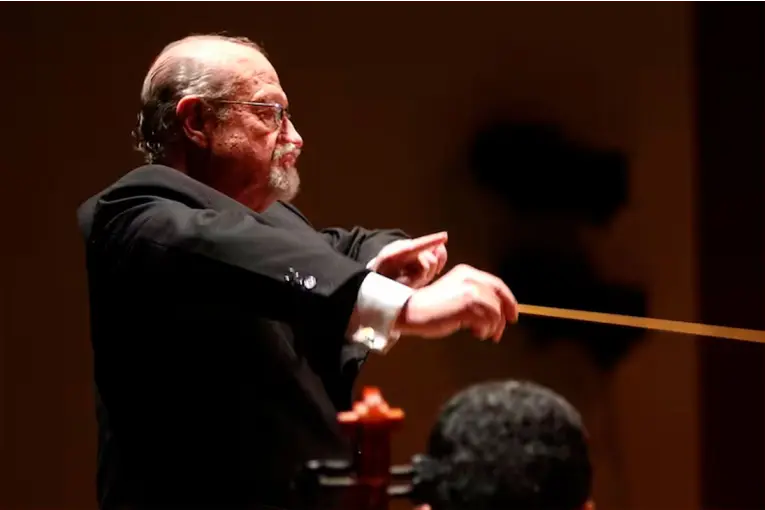 Murió el paranaense Pedro Ignacio Calderón, uno de los grandes maestros de la dirección orquestal
