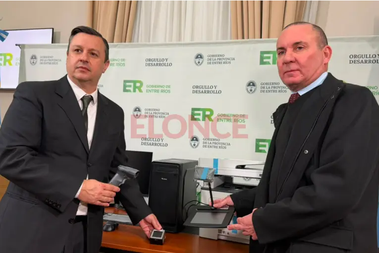 Modernización del Registro Civil: entregaron nuevos equipos para agilizar la emisión de DNI y pasaportes