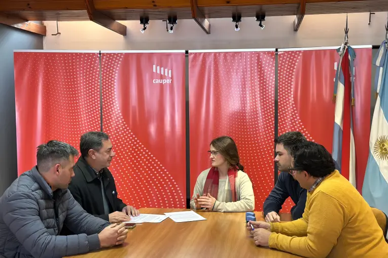 Diseñarán proyectos para potenciar el lago Salto Grande