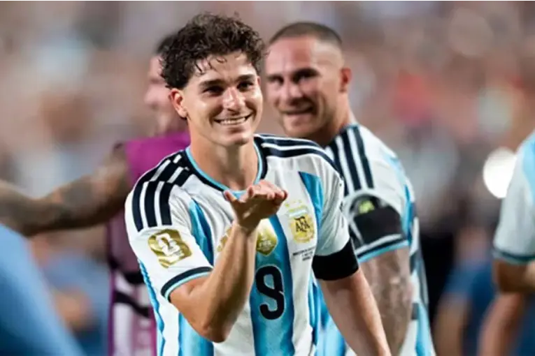 Julián Álvarez palpitó el duelo con Inglaterra: Es especial, pero no deja de ser un partido