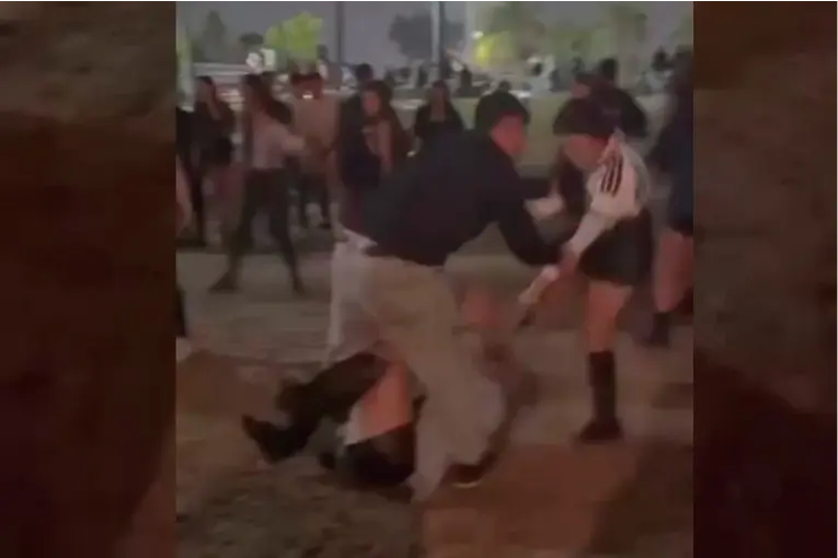 Podrían haberla matado: una joven fue víctima de violenta golpiza a la salida de un boliche