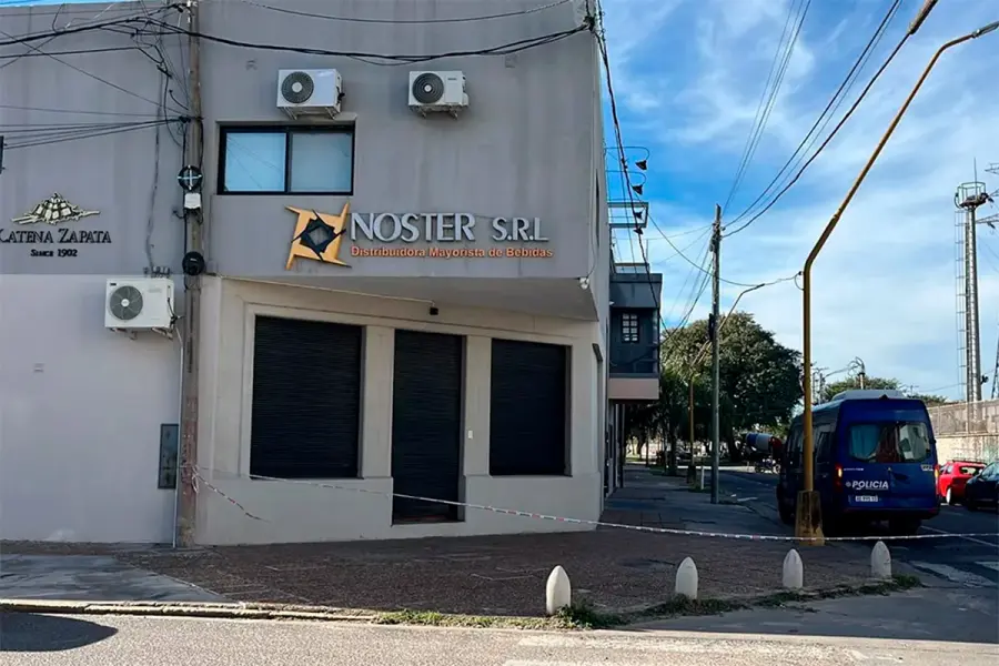 Robo a distribuidora de Santa Fe (foto Aire de Santa Fe)