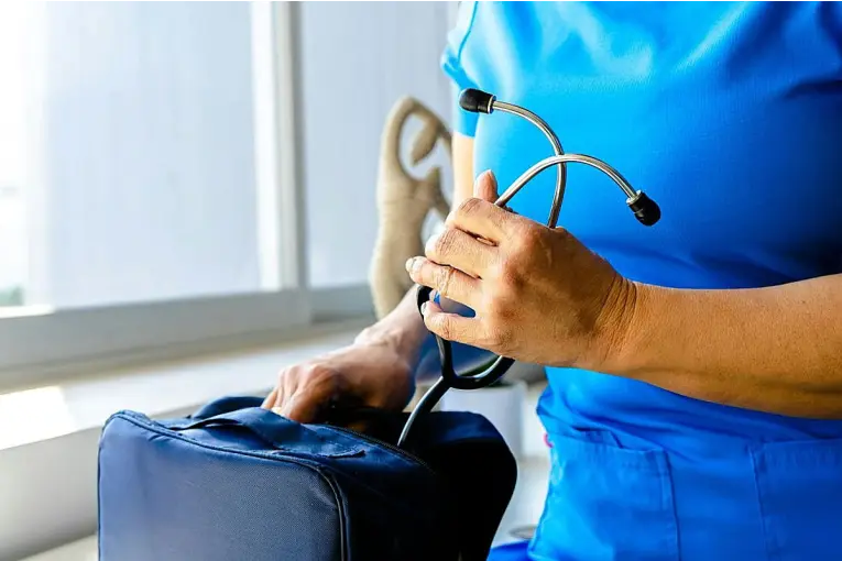 Sos una mala médica: expuso a una pediatra en redes y la Justicia la obligó a pedir perdón
