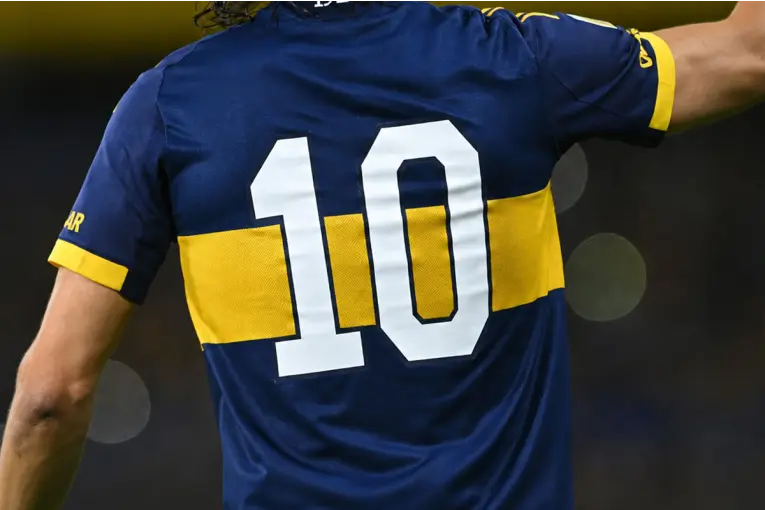 Boca definió quién usará la camiseta 10 tras la salida de Edinson Cavani