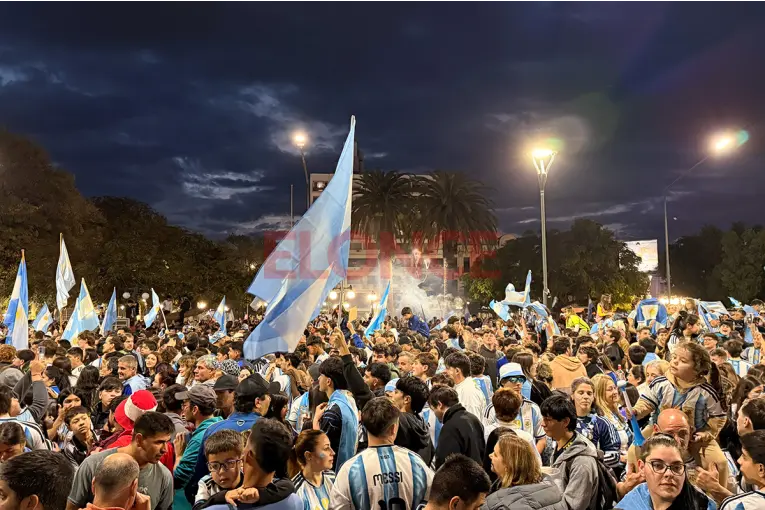 Un apuñalado en los festejos en Paraná: un conflicto de pareja habría sido el origen de la agresión