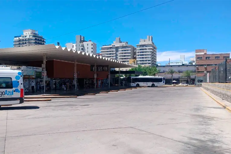 Les perdieron una valija en la luna de miel, y 20 años después recibirán una indemnización