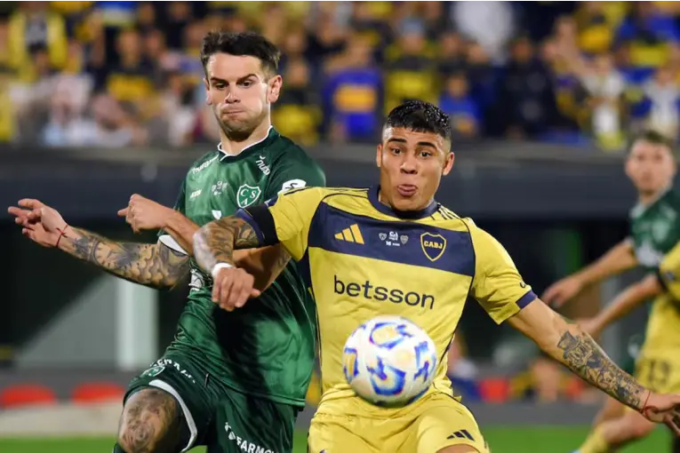Boca derrotó 2-0 a Sarmiento y clasificó a los octavos de final de la Copa Argentina