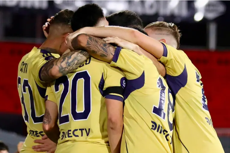 Boca venció a Sarmiento y avanzó a octavos en el debut de Arruabarrena