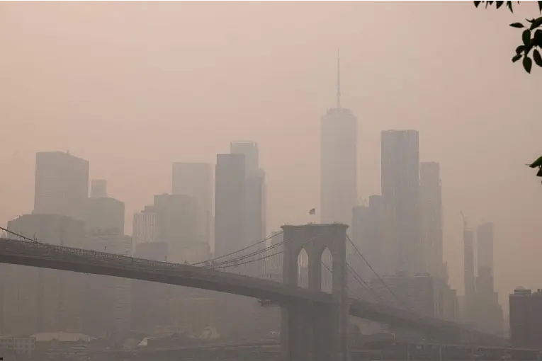 El humo por los incendios en Canadá pone en alerta a Nueva York a días de la final del Mundial