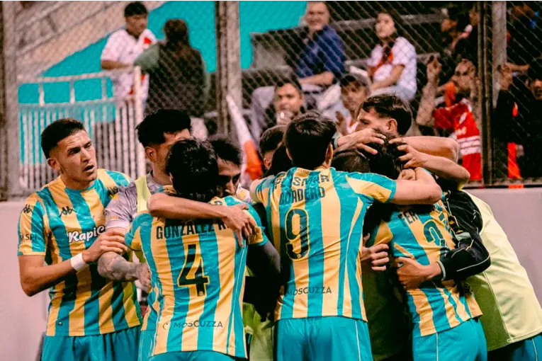 Aldosivi sorprende a River y ya le gana 2-0 por los 16avos de final de la Copa Argentina