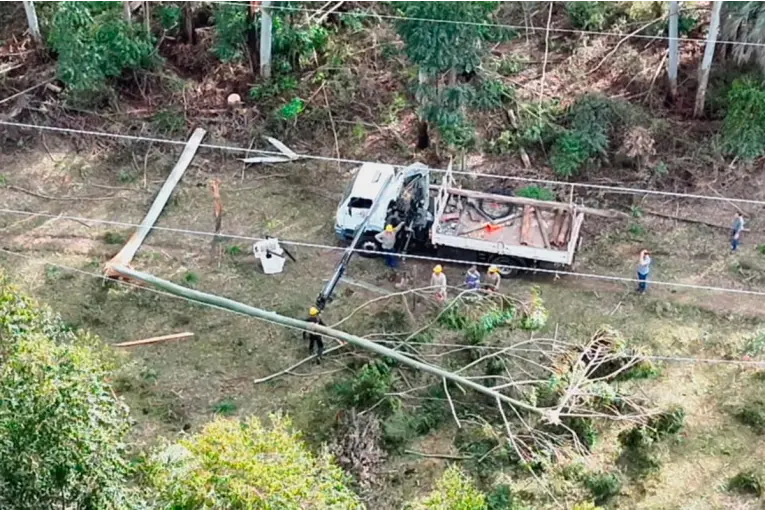 Salto Grande informó cómo respondió el sistema eléctrico durante el temporal