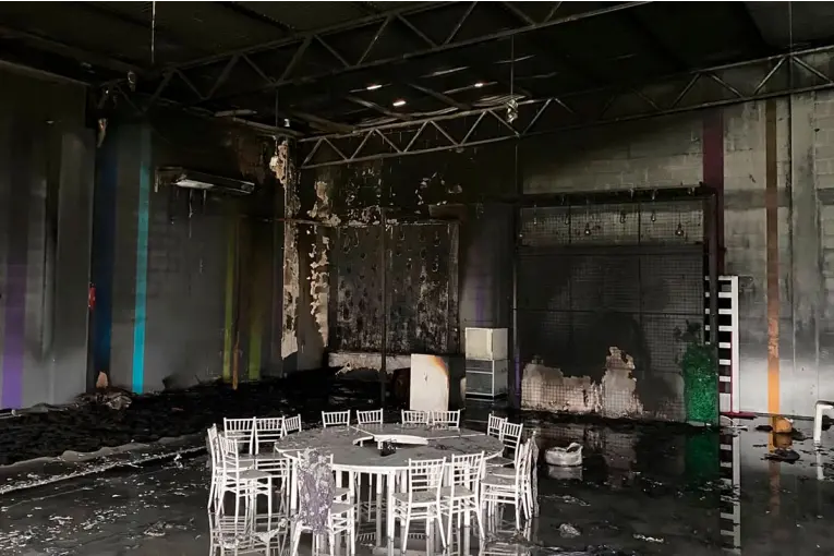 Incendio en salón de eventos: revelan que desconectaron las cámaras y deberán devolver las señas
