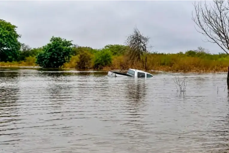 Llovieron más de 150 milímetros tras intenso temporal en localidad correntina