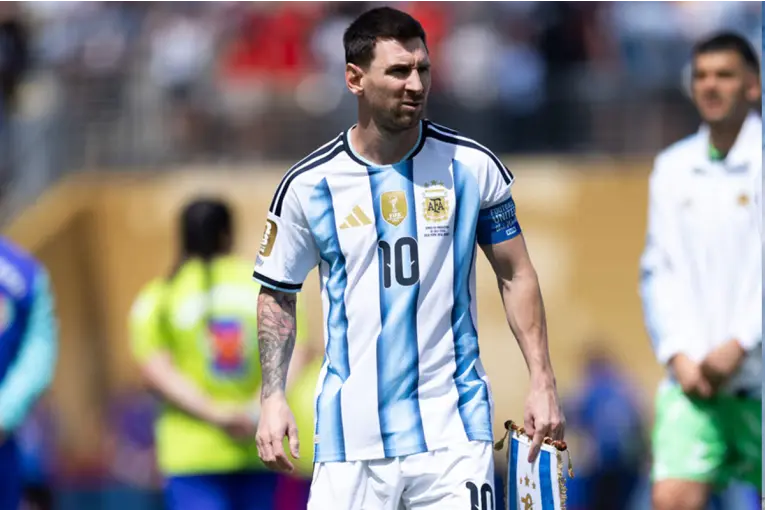 Messi no regresa con sus compañeros de la Selección Argentina y viajó rumbo a Miami