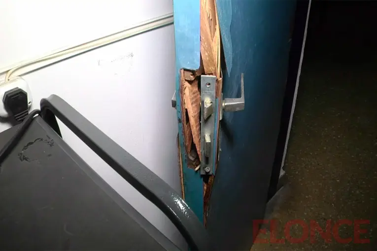 Robaron netbooks y tablets de una escuela y causaron importantes destrozos
