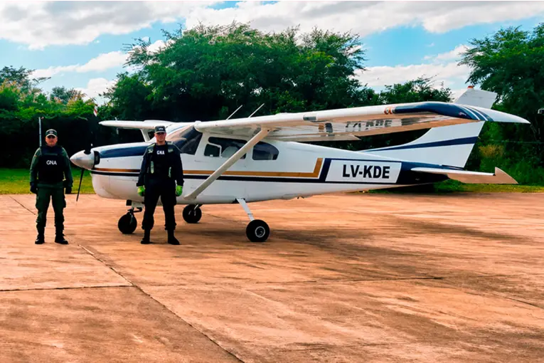 Dos imputados en Salta por contrabandear avioneta que despegó de Paraná: uno tenía condena por traficar cocaína
