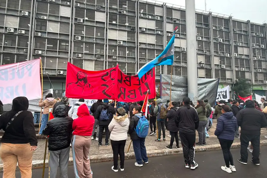 Jornada nacional de protesta en Paran&aacute; (foto Elonce)