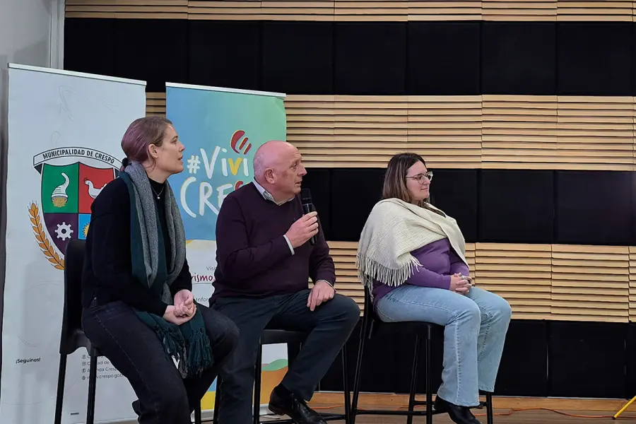 Presentaron un nuevo plan de terrenos sociales en Crespo (foto Municipalidad de Crespo)