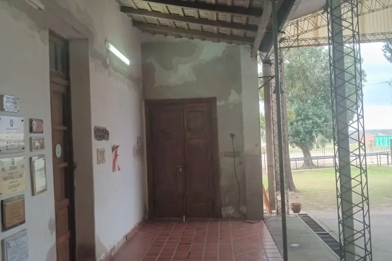 Invierten $40 millones para reparar una escuela de Colonia Nueva