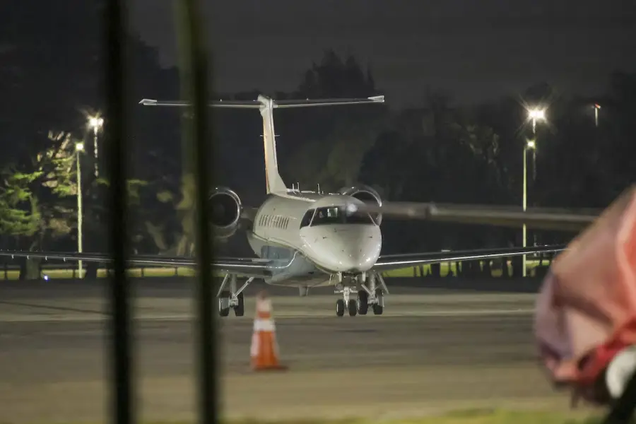 El avi&oacute;n privado en el que lleg&oacute; Rosal&iacute;a. Foto: The Gorsby Group.