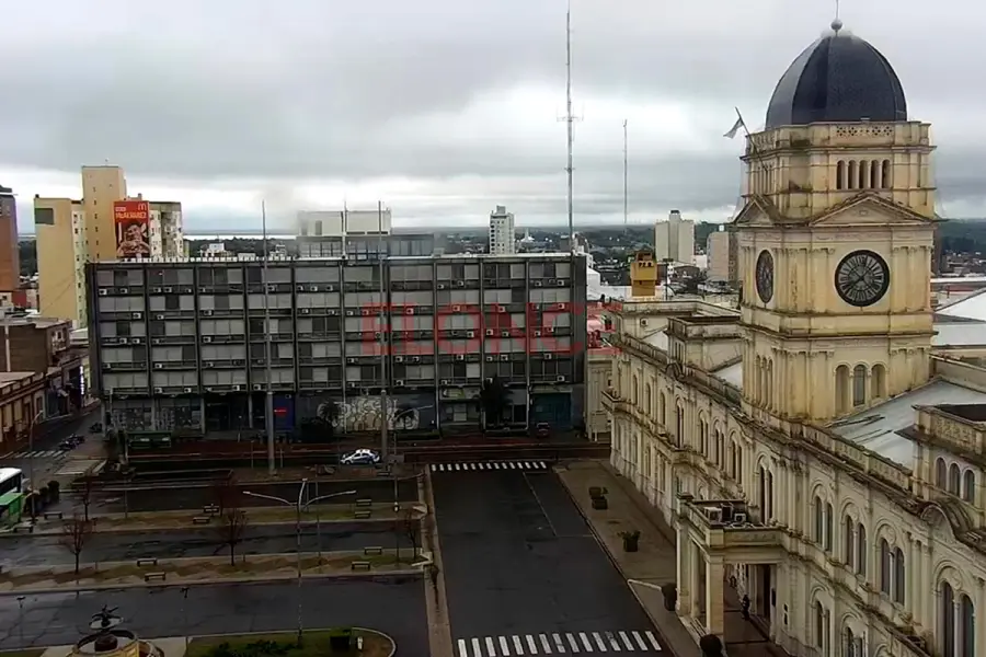 Nublado con llovizna en Paran&aacute; (foto Elonce)
