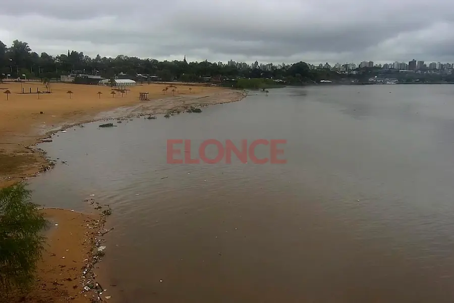 Nublado con llovizna en Paran&aacute; (foto Elonce)