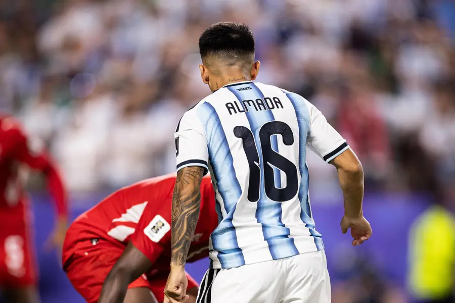 Foto: Instagram de Thiago Almada.