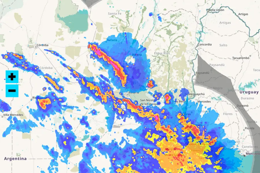 Avanzan tormentas fuertes sobre Entre R&iacute;os (captura de pantalla del sitio Rain-alarm)