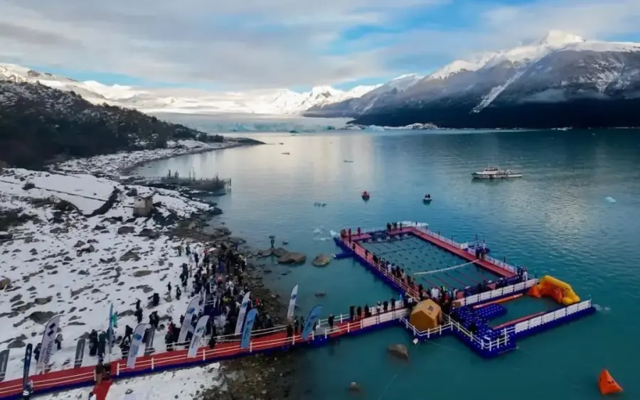 Winter Swimming World Cup, Parque Nacional Los Glaciares.-