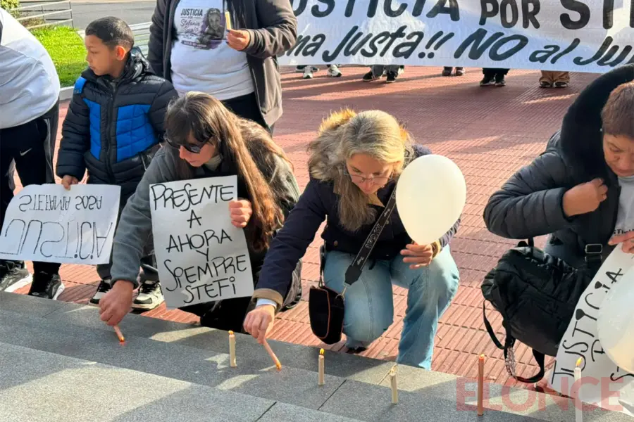 Pedido de justicia por choque fatal en Paran&aacute; (foto Elonce)