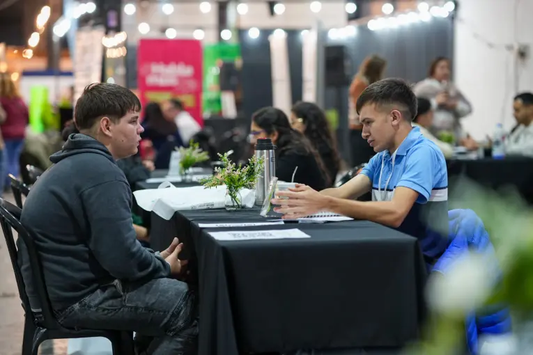 Gualeguaychú recibe la Expo Empleo 2026 con herramientas para conseguir trabajo
